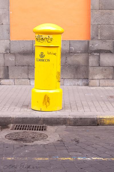Spain Yellow Mailbox Background Peachy Stone Wall900