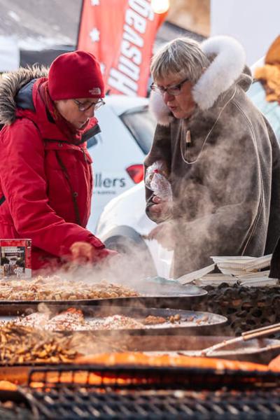 Se Jokkmokkmarket Hot Food Stand900