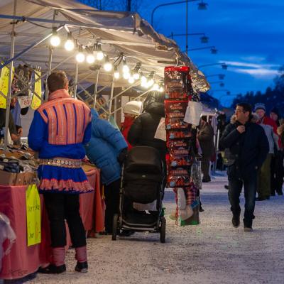 Se Jokkmokkmarket Marketstall Sami Man900