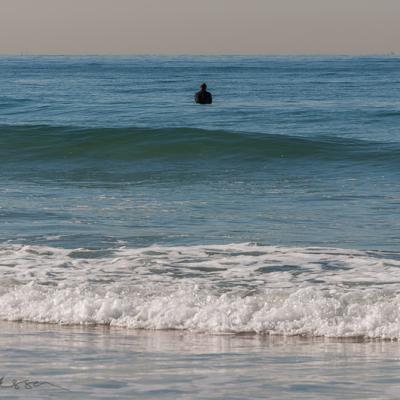 Sandiego The Pacific Surfer Standing Waves Horizon