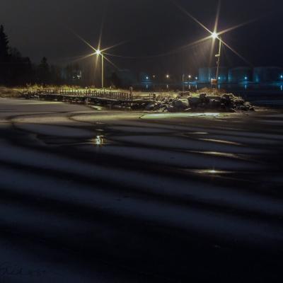 Se 09 Winter Snowing Bay Jetty Streetlamps Background Harbor900