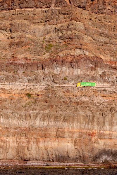 Es Grancanaria Atlantic Coast Mountain Vulcanic Stone Layers Road Truck900
