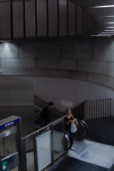 Fr Paris Metro Futuristic Architecture Fr Paris Metro Futuristic Architecture