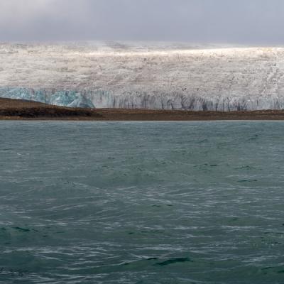 Sj Esmarksbreen Glacier Sunray Beach900