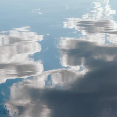 The Lake Cloudreflections Floating