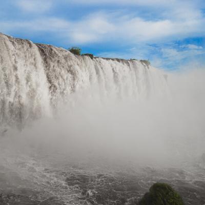 Br Foz Do Iguacu Waterfall Edge Cloudy Mist 