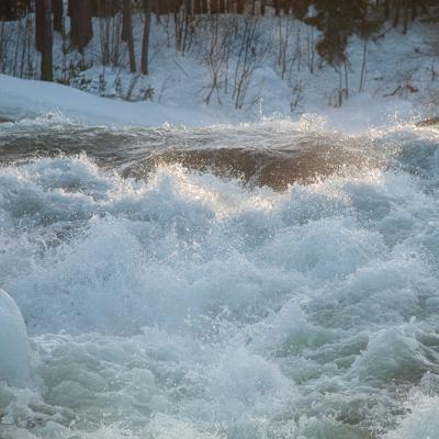 Se Winter Storforsen Winter Rapids Splashing900