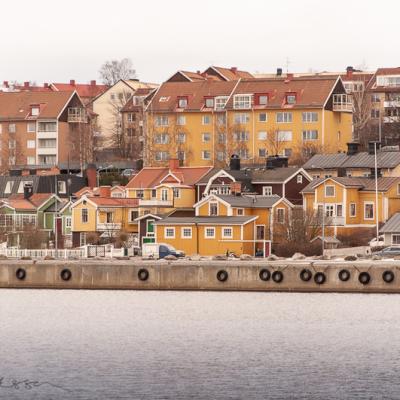 Se Hrnsand Quay Houses Yellow Ocher Green