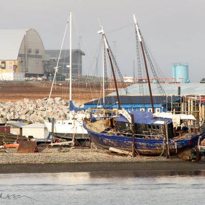 Sj Longyearbyen Harbour Colors Blue Shipwreck Blue Building Rust Grey Sky Building900