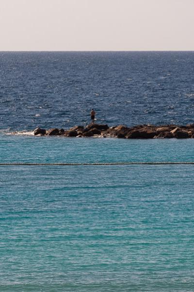 Es Grancanaria Atlantic Wavebreaker People Swimming Fishing Ocean Horizon900